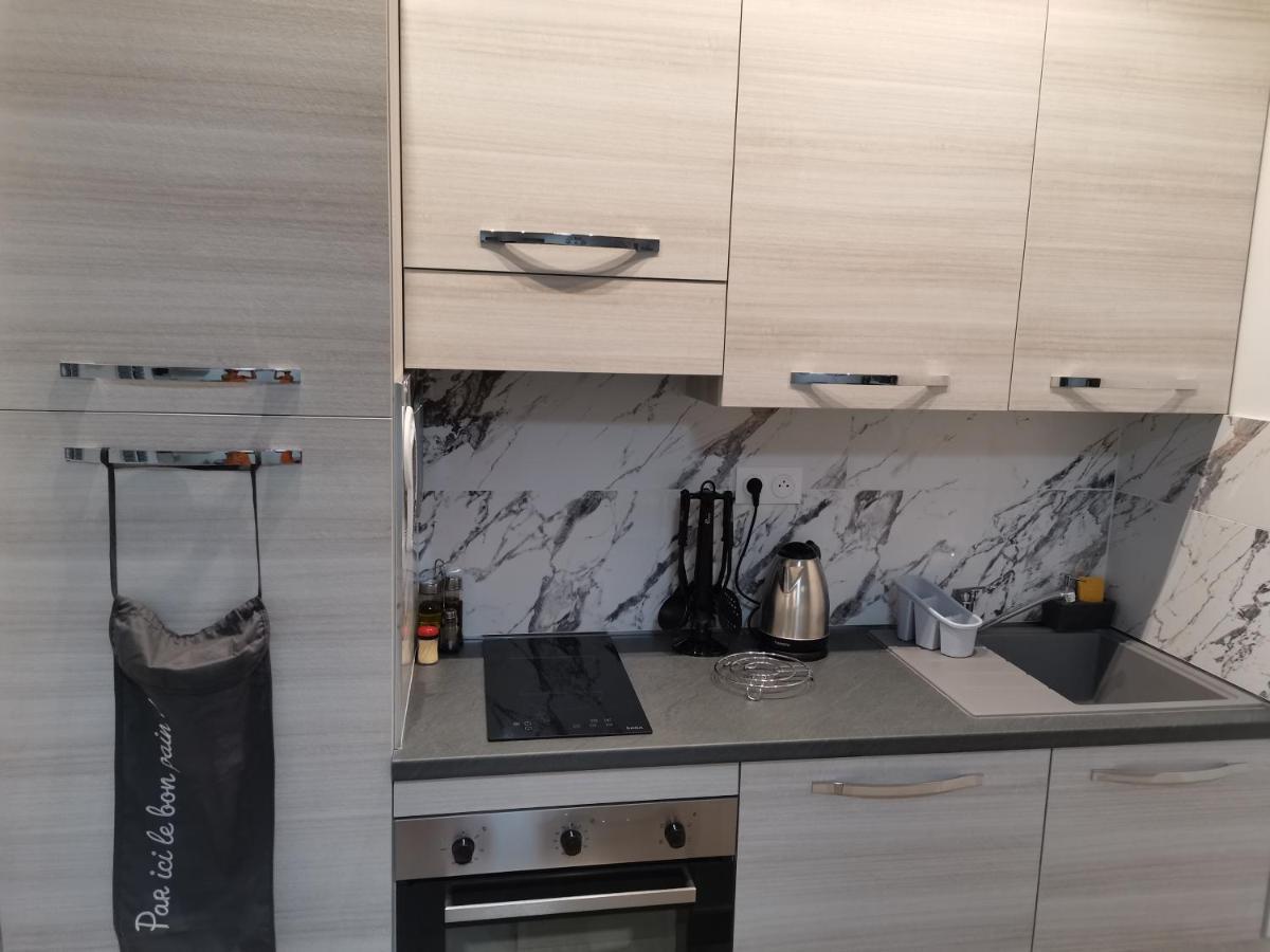 Coquet 2 Pieces Entierement Renove Et Climatise Apartamento Cannes Exterior foto