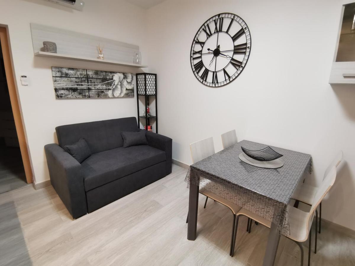 Coquet 2 Pieces Entierement Renove Et Climatise Apartamento Cannes Exterior foto