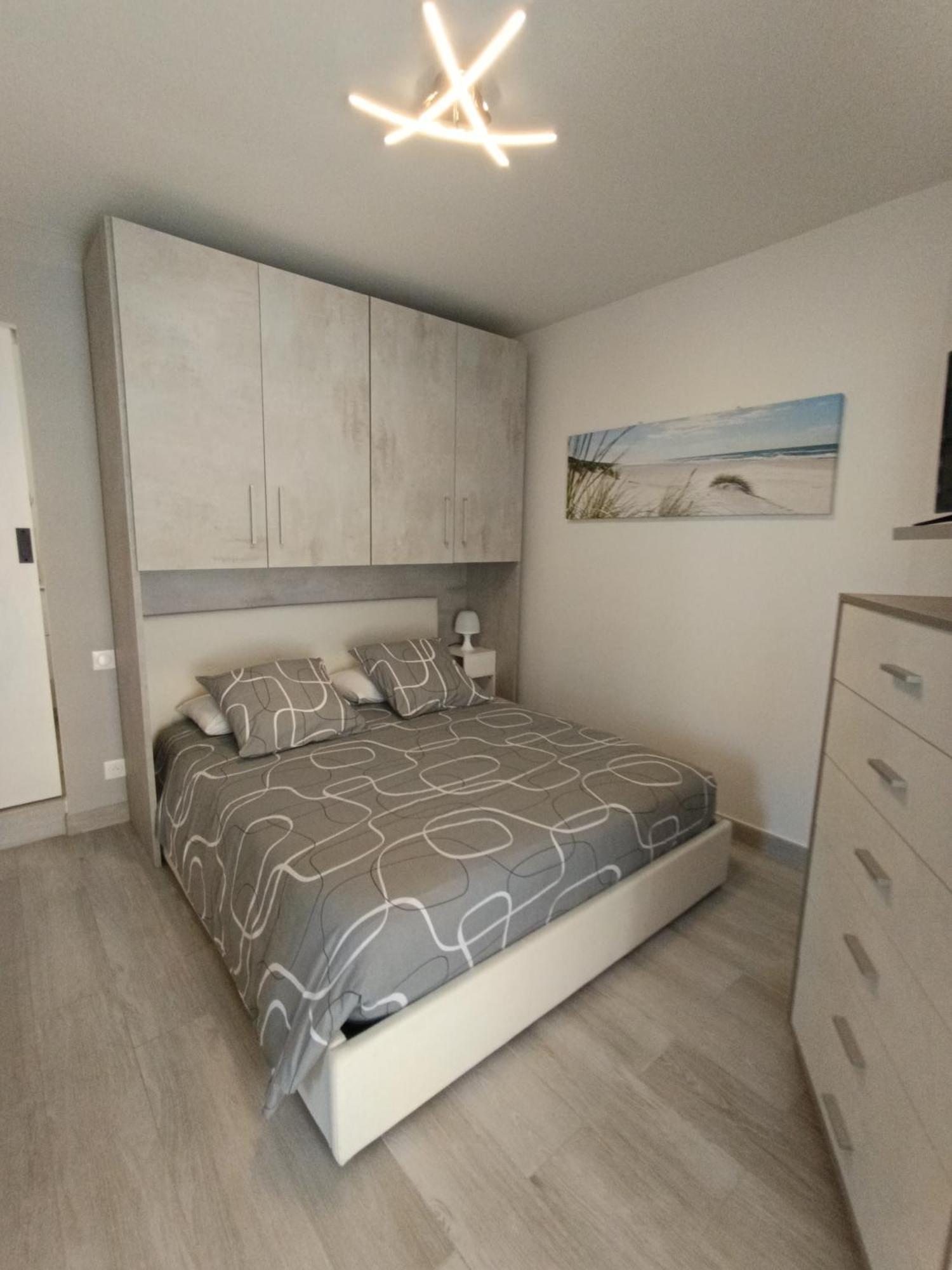 Coquet 2 Pieces Entierement Renove Et Climatise Apartamento Cannes Exterior foto