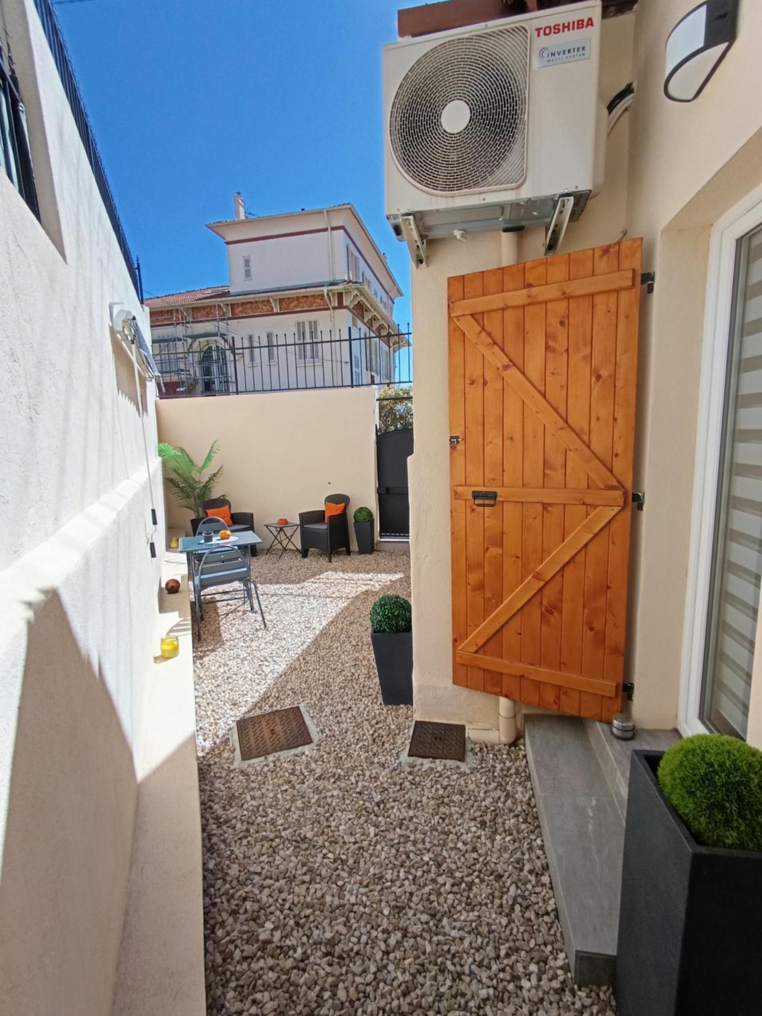 Coquet 2 Pieces Entierement Renove Et Climatise Apartamento Cannes Exterior foto